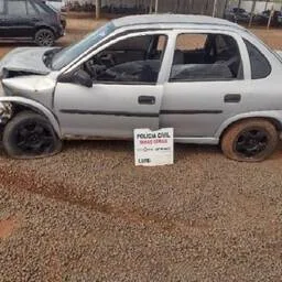SUCATAChevrolet Corsa 2002 1.0 Wind Milenium 5p  PARA RETIRADA DE PEÇAS